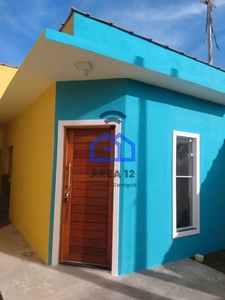 Casa em Centro, Caraguatatuba/SP de 62m² 2 quartos à venda por R$ 259.000,00