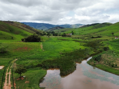 Fazenda em Cachoeira Paulista, Cachoeira Paulista/SP de 217800m² 3 quartos à venda por R$ 14.999.000,00