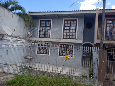 Sobrado em Estância Pinhais, Pinhais/PR de 100m² 4 quartos à venda por R$ 449.000,00