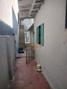 Sobrado em Jardim Almeida Prado, Guarulhos/SP de 300m² 6 quartos à venda por R$ 468.000,00