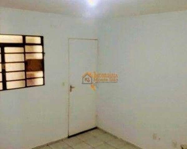 Apartamento com 2 dormitórios à venda, 54 m² por R$ 159.000,00 - Jardim Santo Expedito - G