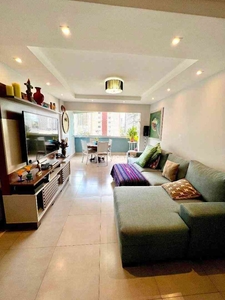 Apartamento com 3 quartos à venda no bairro Jardim Goiás, 110m²