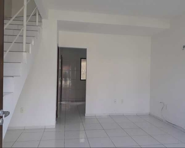 Casas duplex com 02 quartos em condomínio fechado, Planalto, Natal RN
