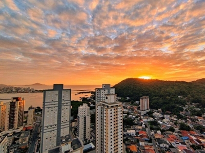 OPORTUNIDADE. Maravilhoso loft novo, pertinho da Beira Rio e da Praia Brava