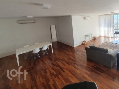 Apartamento à venda em Copacabana com 398 m², 4 quartos, 1 suíte, 3 vagas