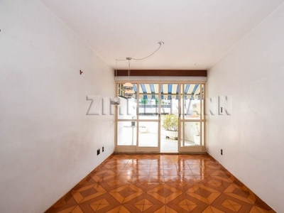 Apartamento à venda em Lapa com 127 m², 3 quartos, 1 suíte, 2 vagas