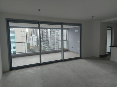 Apartamento à venda em Pinheiros com 124 m², 3 quartos, 1 suíte, 2 vagas