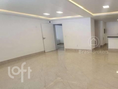 Apartamento à venda em Recreio dos Bandeirantes com 171 m², 3 quartos, 2 suítes, 3 vagas