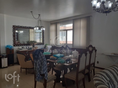 Apartamento à venda em Tijuca com 160 m², 3 quartos, 1 vaga