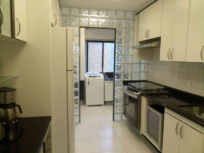 Apartamento com 3 quartos para alugar no bairro Sudoeste, 150m²