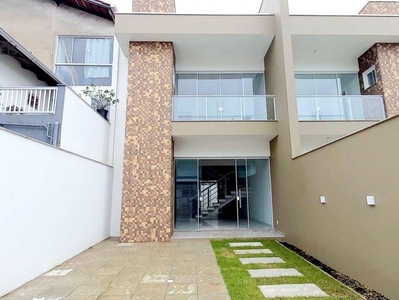 Casa à venda no bairro Centro em Penha