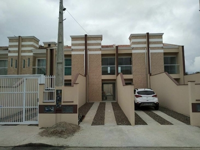 Casa à venda no bairro Comasa em Joinville