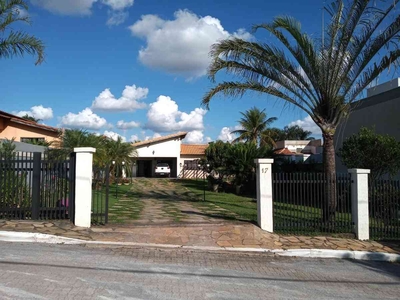 Casa em Condomínio com 3 quartos à venda no bairro Setor Habitacional Vicente Pires, 860m²