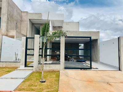 Casa em Condomínio com 4 quartos à venda no bairro Setor Habitacional Vicente Pires, 420m²