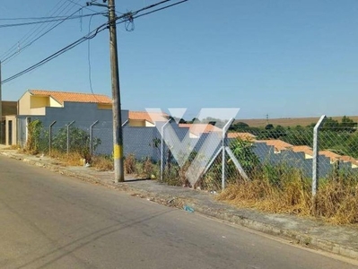 Imóvel comercial à venda no bairro Vila Rio Branco em Itapetininga