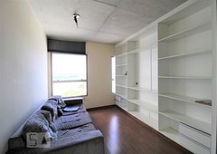 Apartamento para alugar com 3 dorms, 70m²