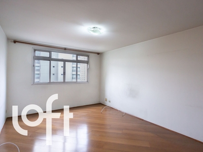 Apartamento à venda em Campo Belo com 75 m², 2 quartos, 1 suíte, 1 vaga