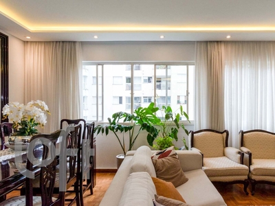 Apartamento à venda em Paraíso com 117 m², 3 quartos, 1 suíte, 1 vaga
