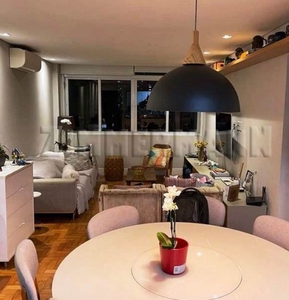 Apartamento à venda em Pinheiros com 110 m², 3 quartos, 1 suíte, 1 vaga