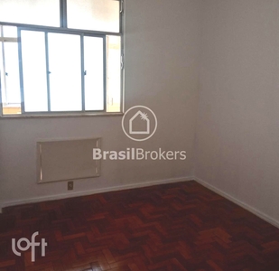 Apartamento à venda em Vila Isabel com 75 m², 2 quartos, 1 vaga
