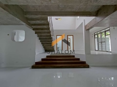 Casa com 3 quartos para alugar em caxingui, são paulo , 268 m2 por r$ 9.000