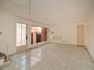 Casa com 3 quartos para alugar na rua artur sabóia, paraíso, são paulo, 226 m2 por r$ 4.500
