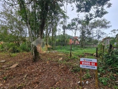 Lindo terreno na praia do massaguaçu, uma das orlas mais bonita de caraguatatuba/sp.