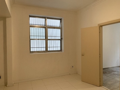 Apartamento para aluguel com 35 metros quadrados com 1 quarto em Leme - Rio de Janeiro - R