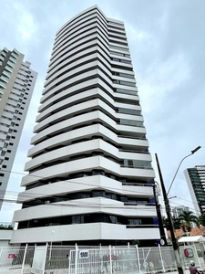 Apartamento para aluguel e venda possui 189 metros quadrados com 4 quartos