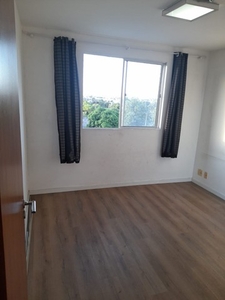 Apartamento para aluguel tem 65 metros quadrados com 3 quartos em Morada de Laranjeiras -