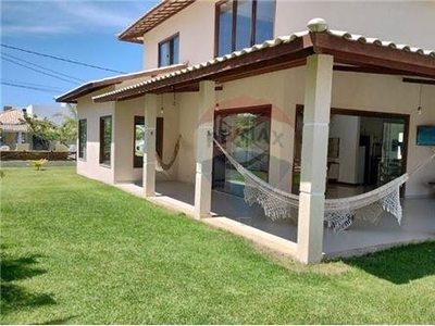 Casa Alto Padrão Mobiliada Condominio Vilas do Jacuipe, 4 quartos sendo 2 suites.