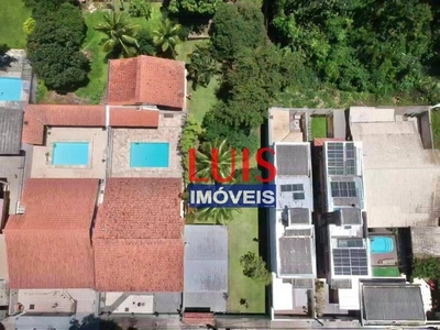 Casa com 3 dormitórios à venda, 280 m² por R$ 2.500.000 - Itaipu - Niterói/RJ - CA4755