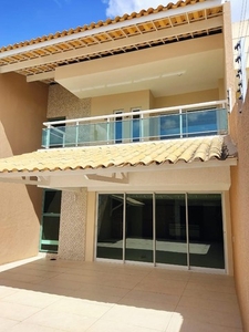 Casa para venda tem 223 metros quadrados com 4 quartos em Cambeba - Fortaleza - CE