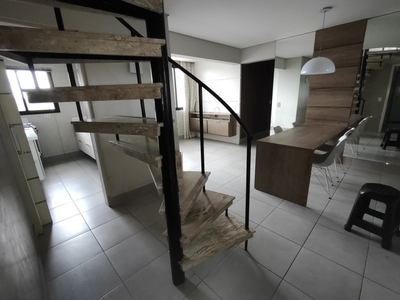 Cobertura p/ Venda c/ 150 m² - 3 Dormitórios - 2 vagas cobertas, suíte e hidromassagem