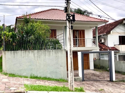 Casa 3 dorms à venda Rua Paquetá, Ouro Branco - Novo Hamburgo