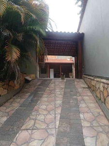 Casa com 3 quartos à venda no bairro São João Batista (venda Nova), 375m²