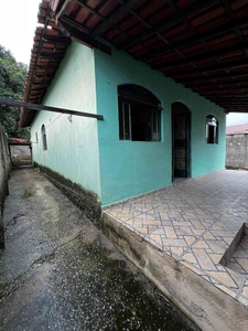 Casa com 3 quartos para alugar no bairro Jardim das Alterosas 1ª Seção, 360m²