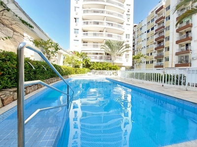 Apartamento à venda por R$ 550.000