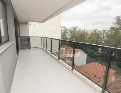 Apartamento à venda por R$ 550.368