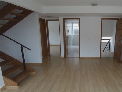 Apartamento em Catarcione, Nova Friburgo/RJ de 135m² 3 quartos à venda por R$ 579.000,00