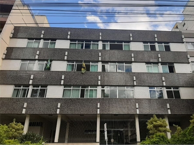 Apartamento em Centro, Juiz de Fora/MG de 135m² 3 quartos para locação R$ 1.900,00/mes