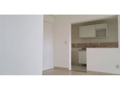 Apartamento em Vila Rubens, Mogi das Cruzes/SP de 83m² 3 quartos para locação R$ 2.500,00/mes