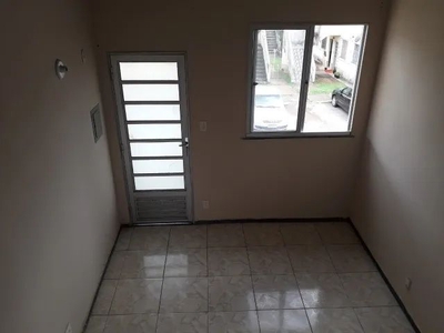 APARTAMENTO NA PADRE GUILHERME DECAMINIDA EM SANTA CRUZ!!