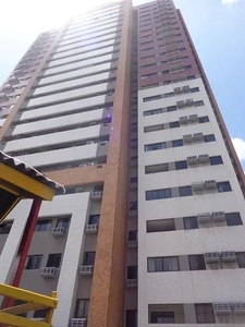 Apartamento para aluguel tem 80 metros quadrados com 3 quartos em Meireles - Fortaleza - C