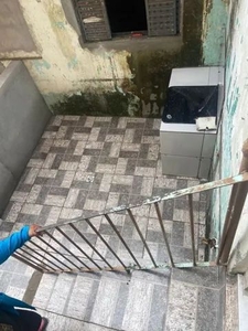 Casa com 1 dormitório para alugar por R$ 850/mês - Vila Capitão Rabelo - Guarulhos/SP