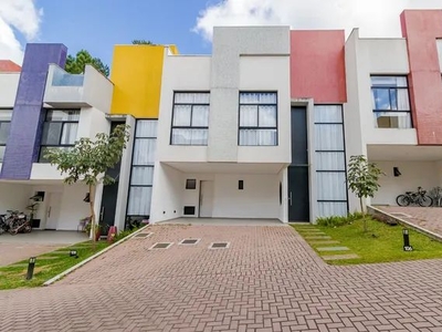 Casa com 3 dormitórios para alugar, 222 m² por R$ 7.700/mês - Santo Inácio - Curitiba/PR