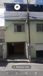casa com Terraço Coberto, 3qtos, 2 banheiros, garagem e loja , B. |Jardim Leblon