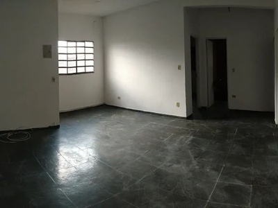 Casa de 4 Cômodos em Taboão da Serra