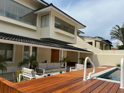 Casa Duplex na Barra da Tijuca - Condomínio Santa Marina