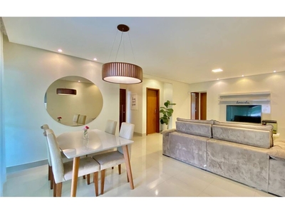 Casa em Asa Norte, Brasília/DF de 200m² 3 quartos à venda por R$ 924.000,00